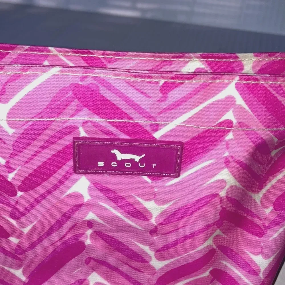 SCOUT Cosmetic Makeup Zip Bag Pouch Pink White Abstract Watercolor 5 x 4 x 5 in